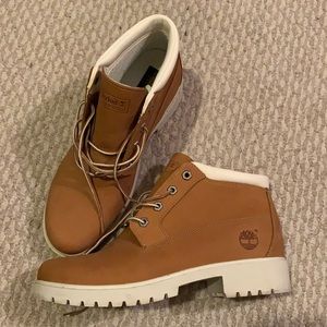 Brand new timberlands - never worn sz 10